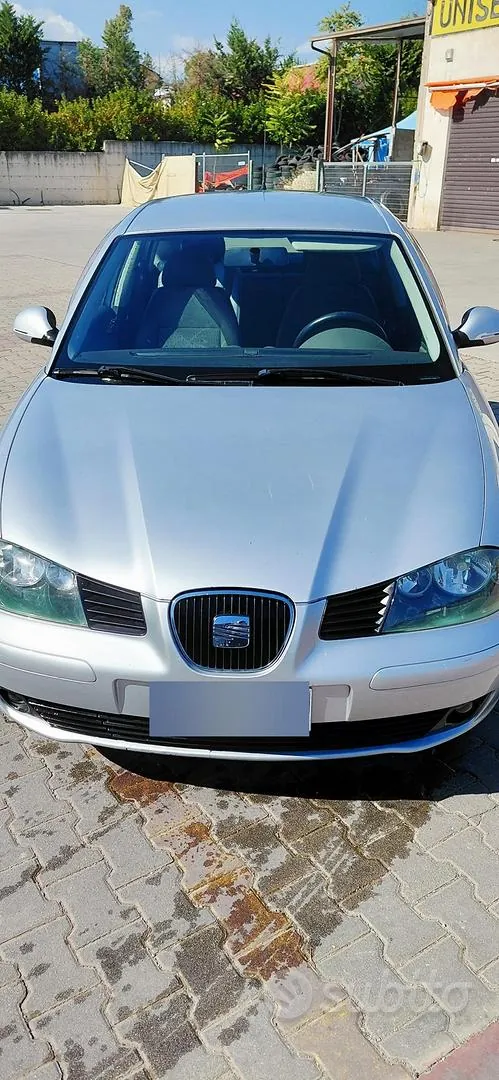 Seat Ibiza 2003 photo 5