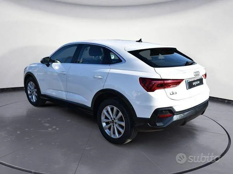 Audi Q3 2023 photo 5