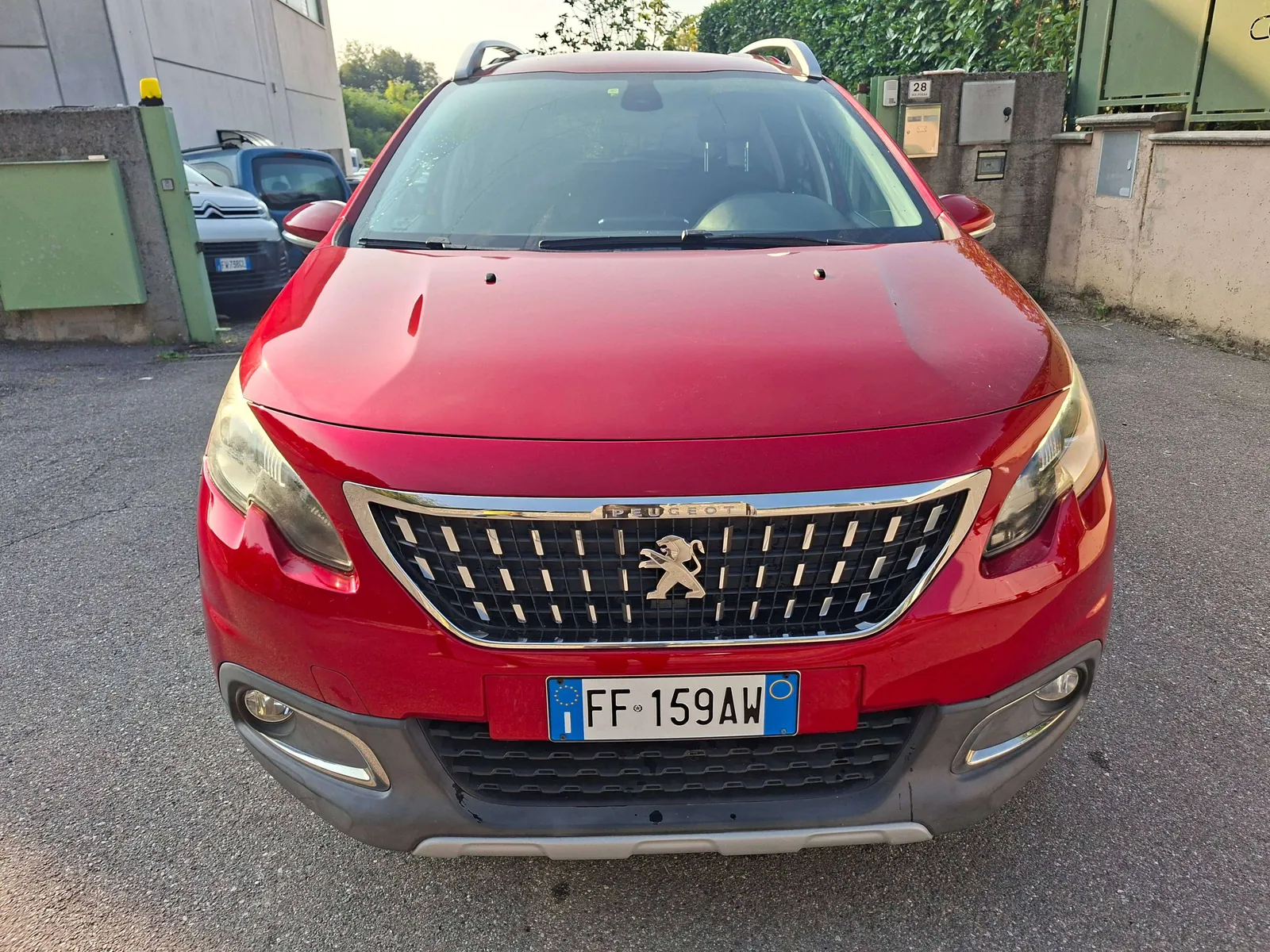 Peugeot 2008 2016 photo 2