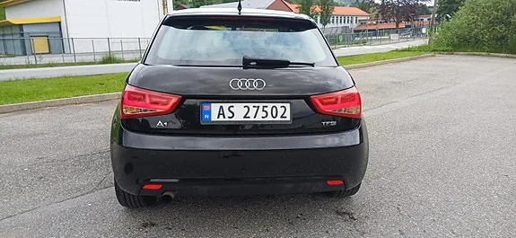 Audi A1 2011 photo 5