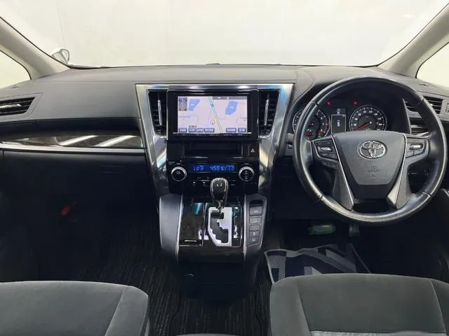 Toyota Veravia 2.5Z 2015 photo 2
