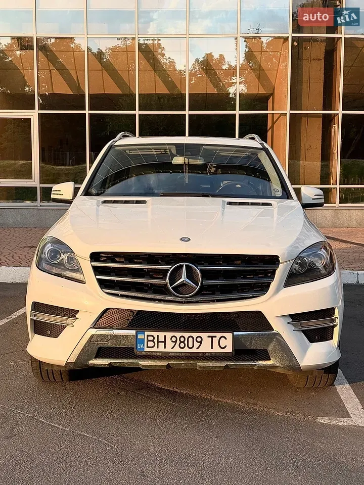 Mercedes-Benz M-Class 2012 photo 5