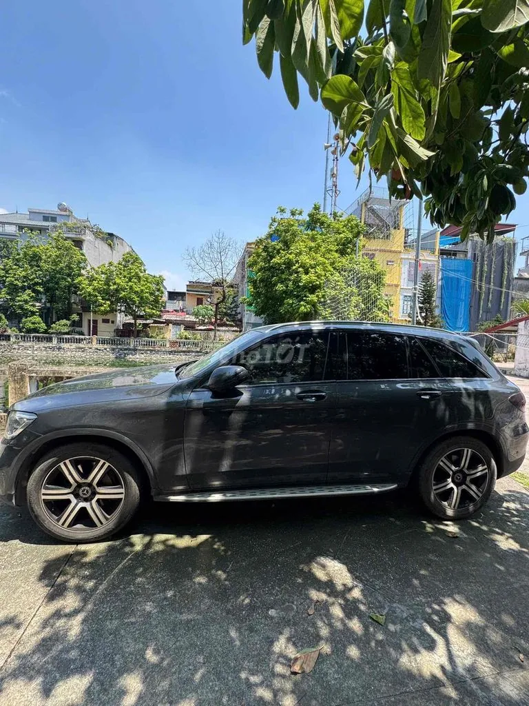 Mercedes-Benz Glc 2020 photo 2