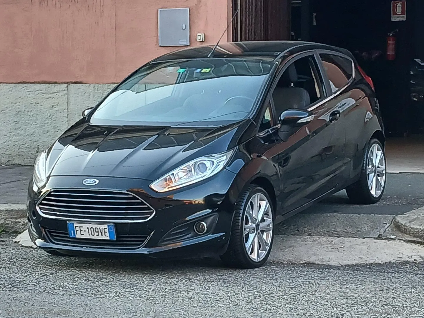 Ford Fiesta 2016 photo 3
