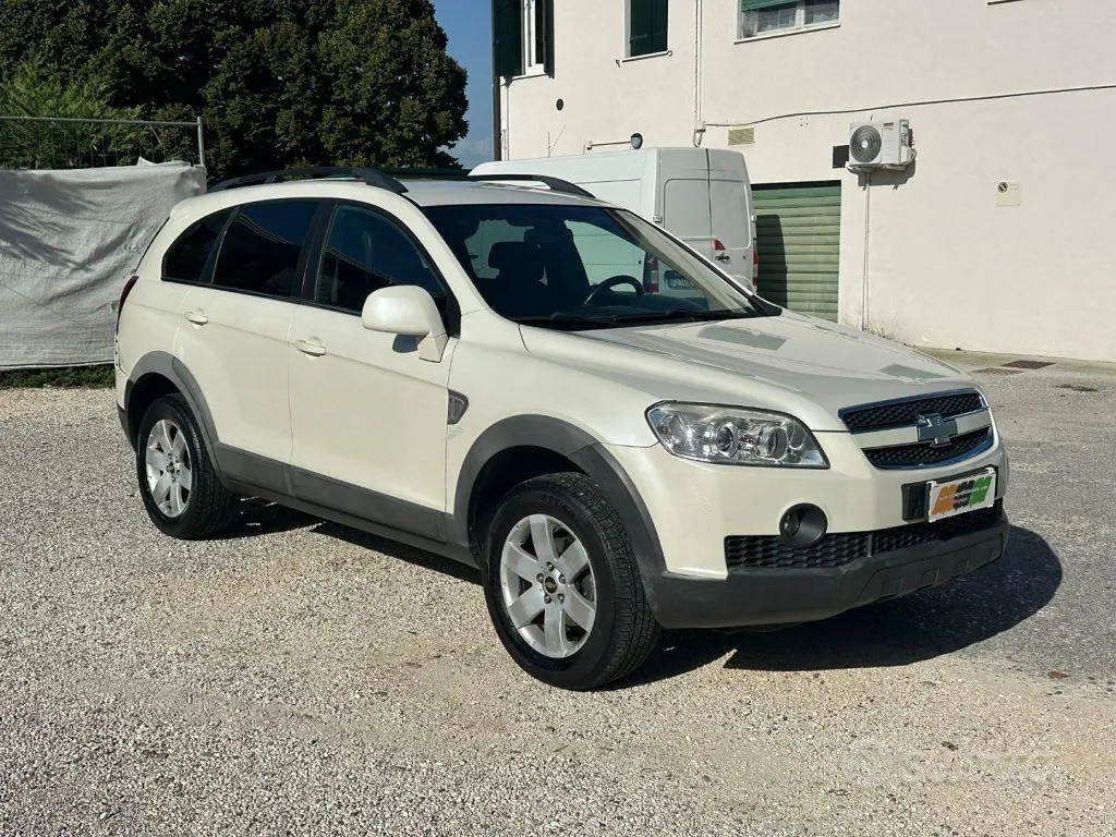 Chevrolet Captiva 2009 photo 3