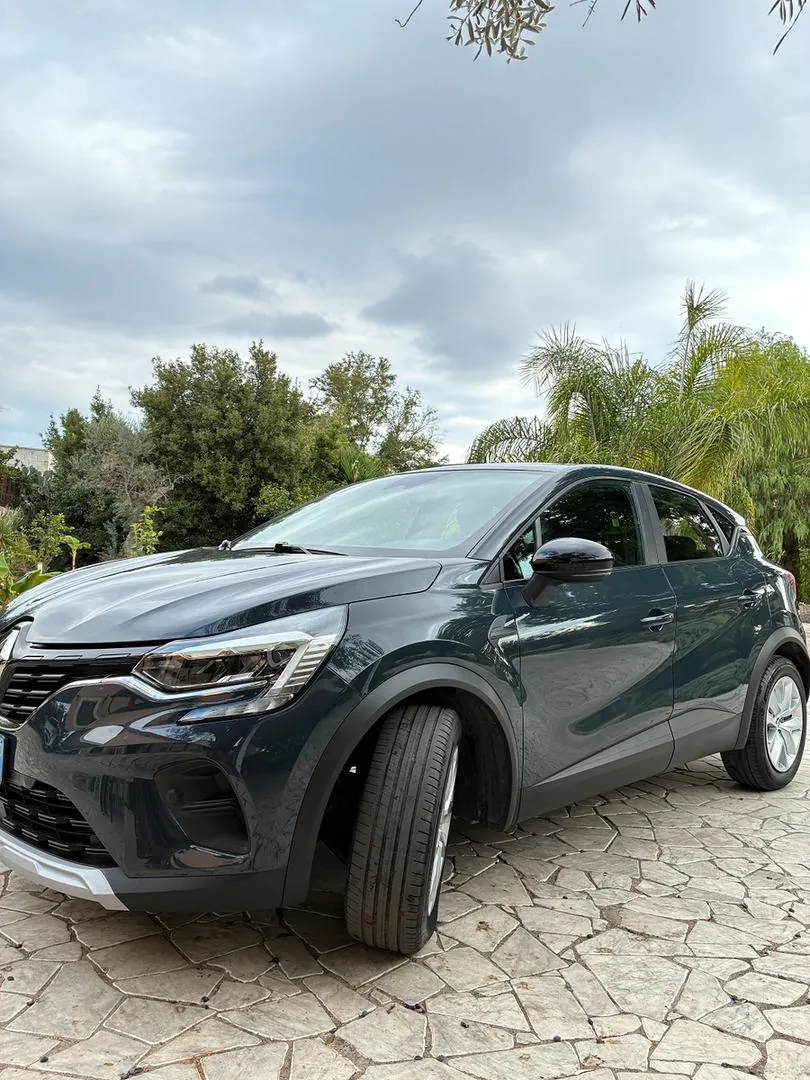 Renault Captur 2021 photo 2