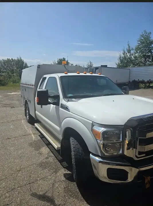 Ford F350 2014 photo 2