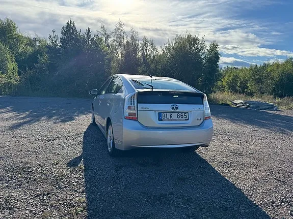 Toyota Prius 2010 photo 5