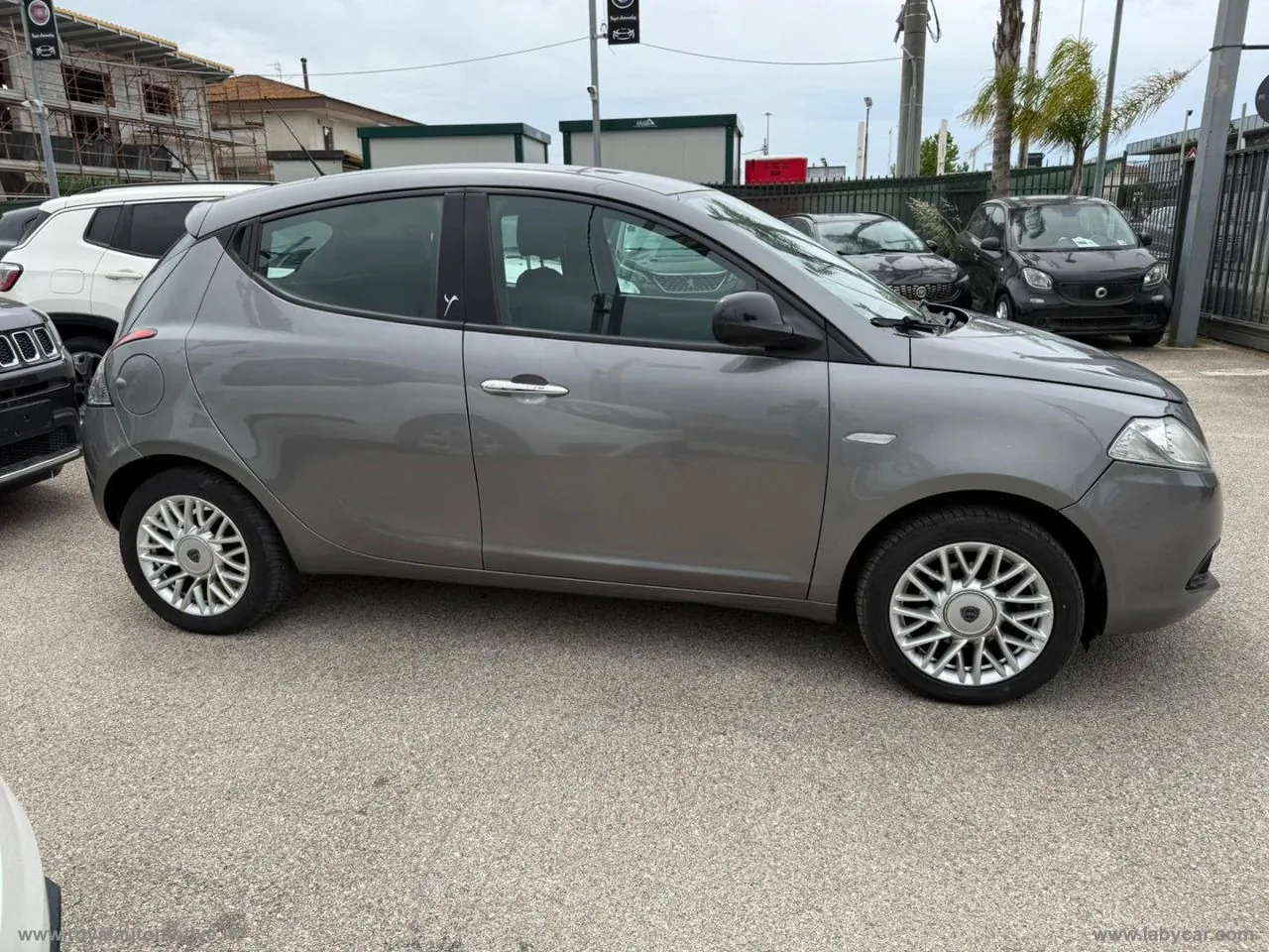 Lancia Ypsilon 2013 photo 4