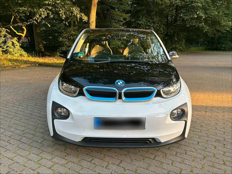 BMW I3