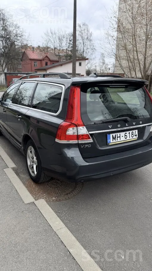 Volvo V70 2015 photo 3