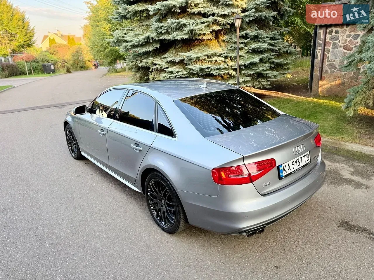 Audi A4 2014 photo 5