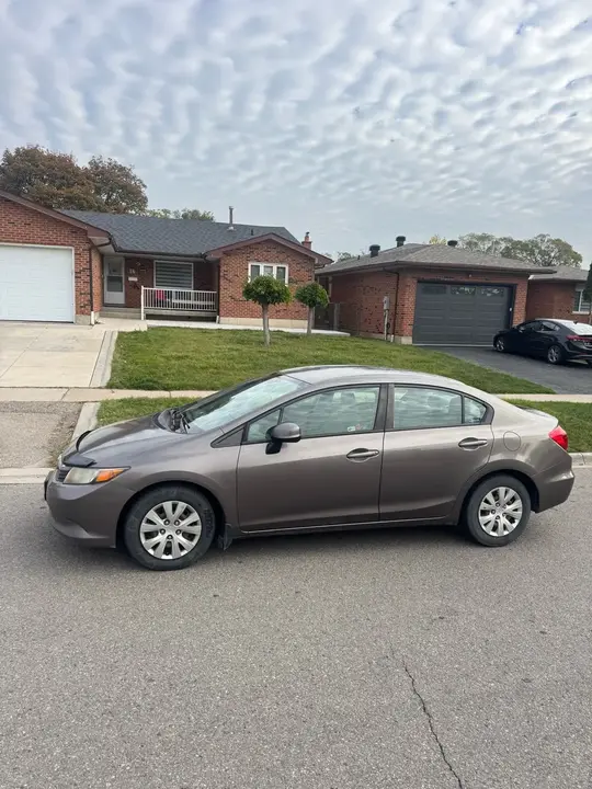 Honda Civic 2012 photo 2