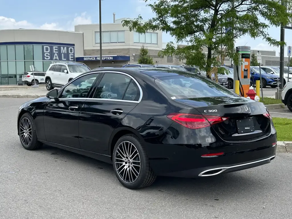 Mercedes-Benz C-Class 2026 photo 3