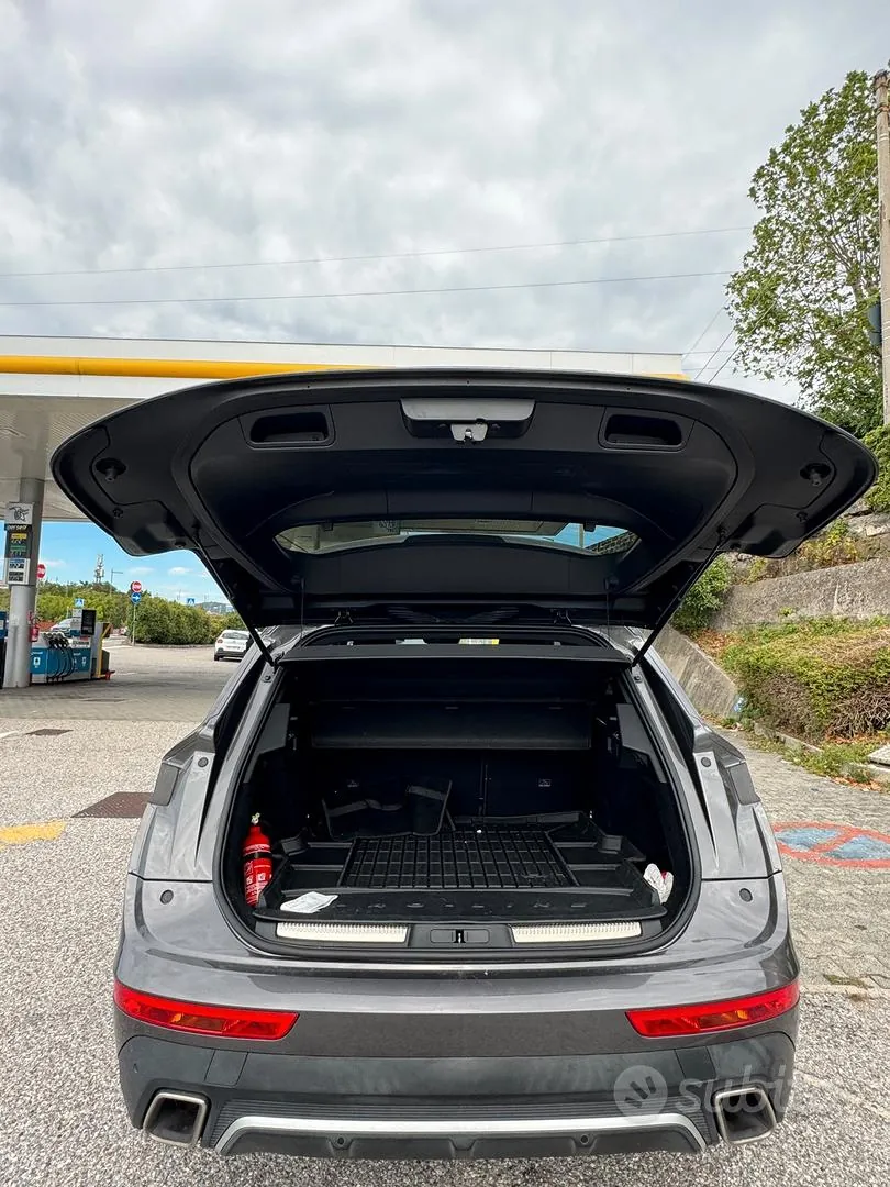 DS Automobiles 7 Crossback E-Tense 2022 photo 4