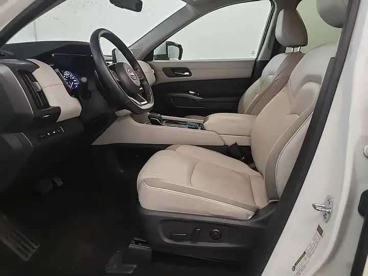Nissan Pathfinder 2023 photo 2