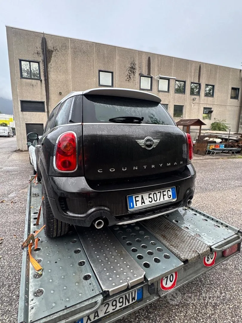 Mini Countryman 2015 photo 2