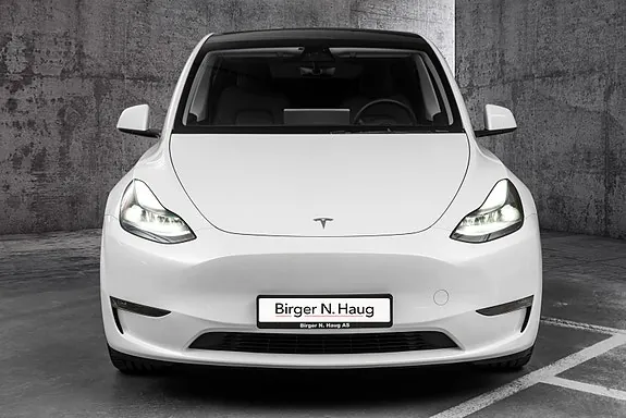 Tesla Model Y 2024 photo 5
