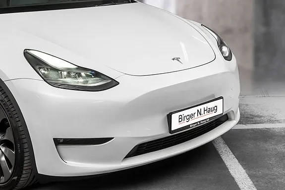 Tesla Model Y 2024 photo 4