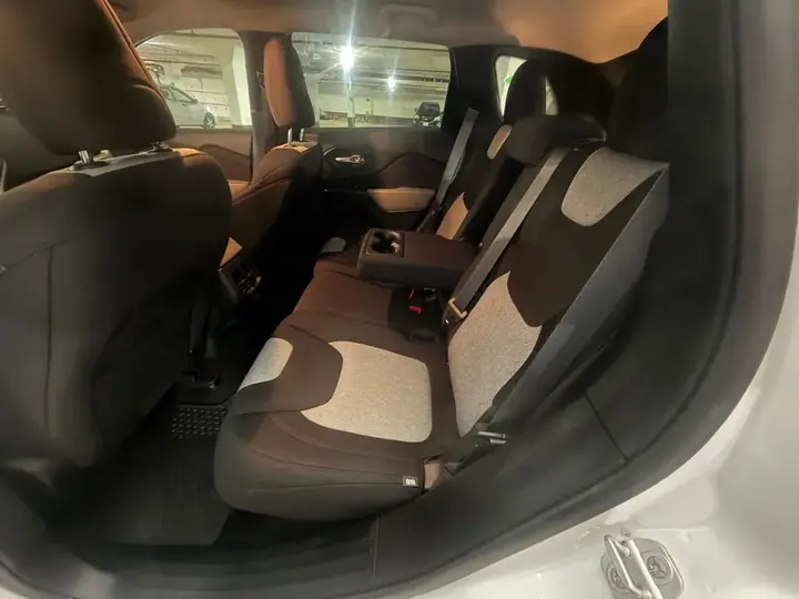 Jeep Cherokee 2014 photo 5
