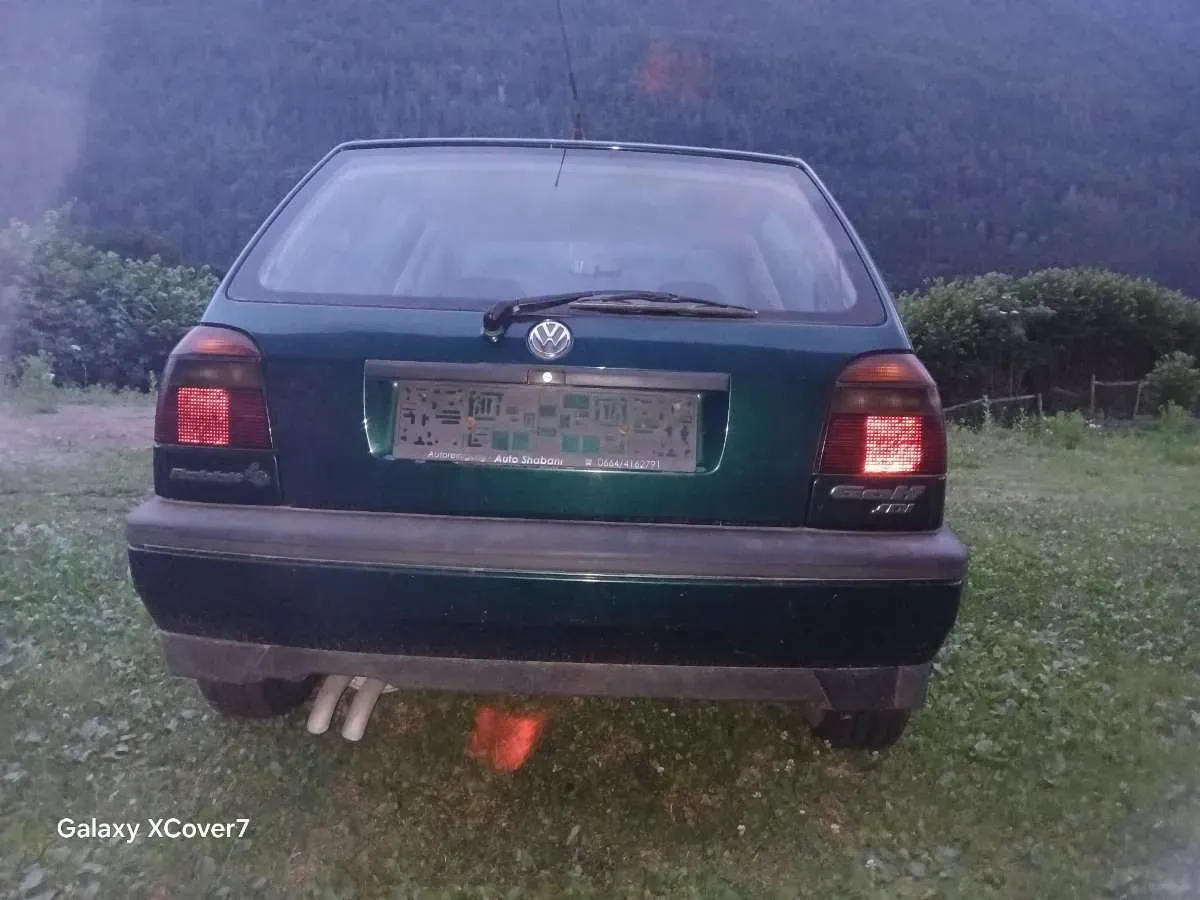 Volkswagen Golf 1995 photo 2