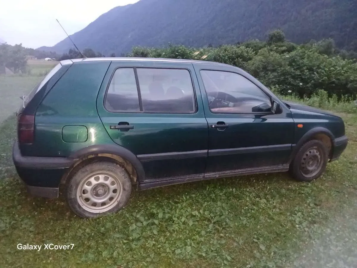 Volkswagen Golf 1995 photo 3