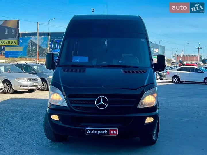 Mercedes-Benz Sprinter 2011 photo 2
