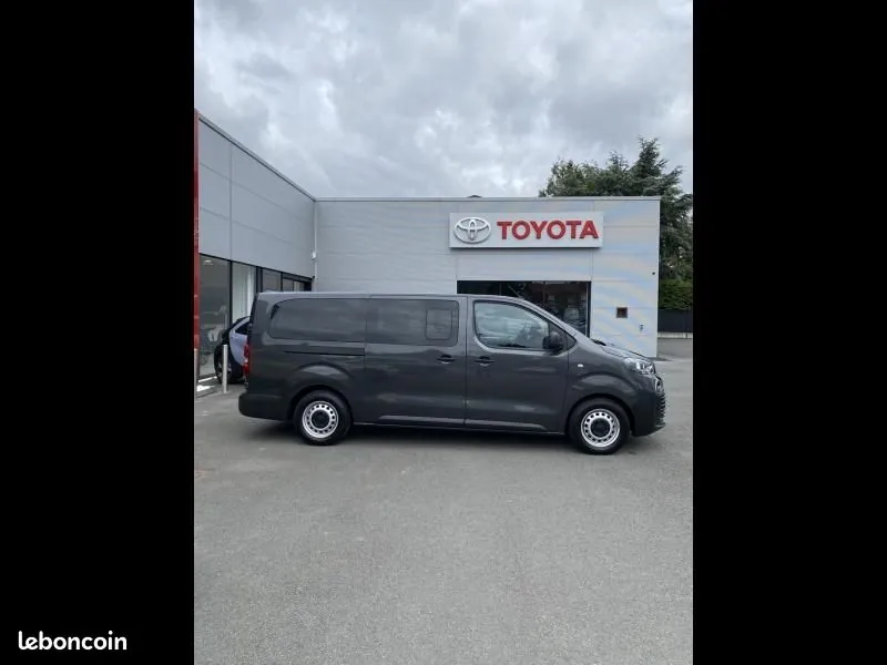 Toyota Proace Combi 2025 photo 4