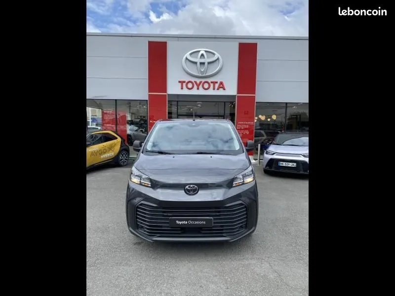 Toyota Proace Combi 2025 photo 2