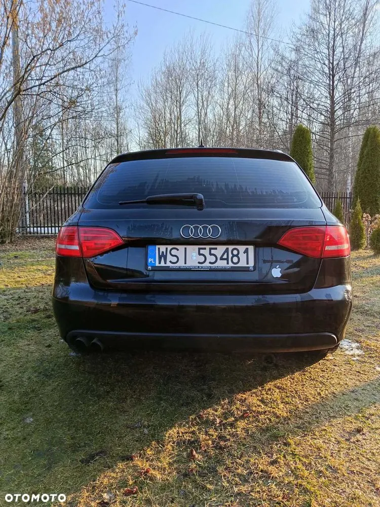 Audi A4 Avant 2010 photo 2