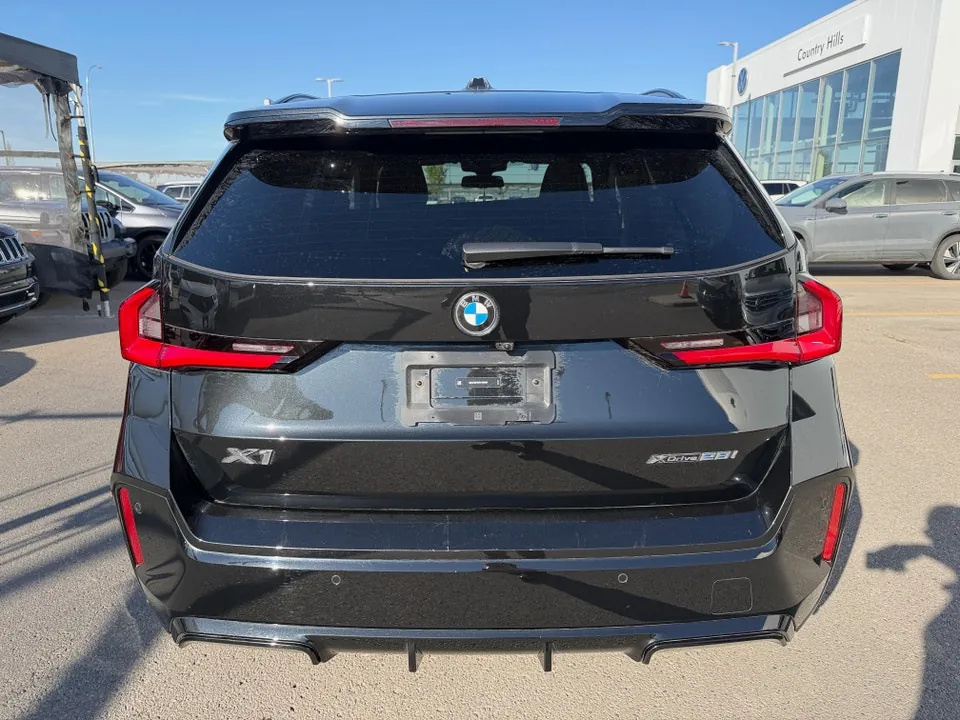 BMW X1 2023 photo 3