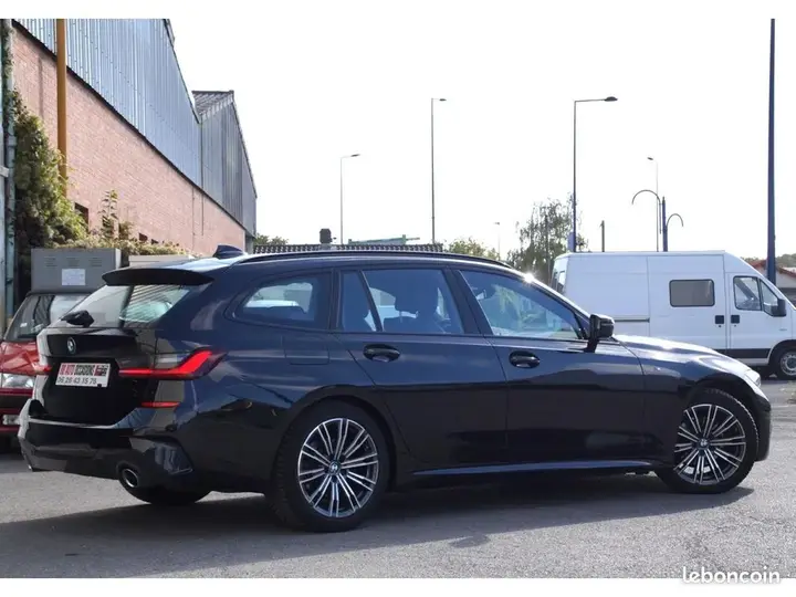 BMW 3 Series 2022 photo 4