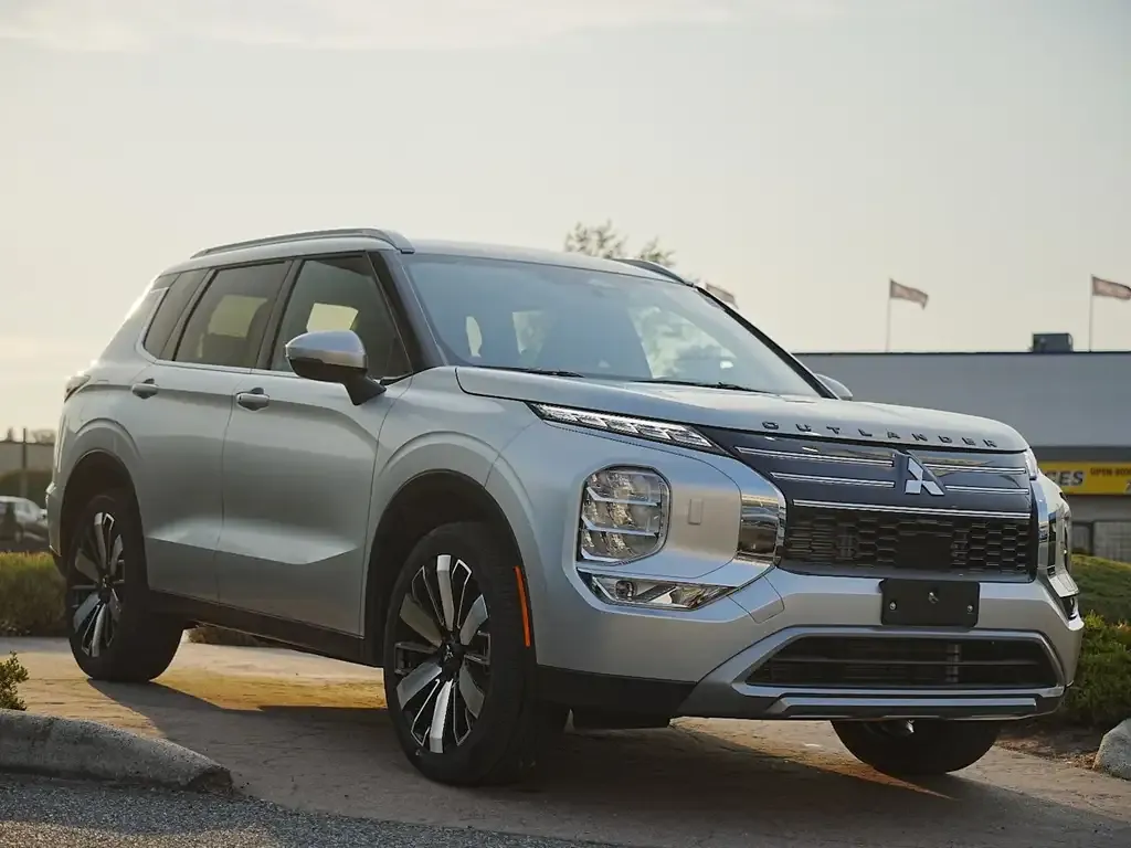 Mitsubishi Outlander 2026 photo 4