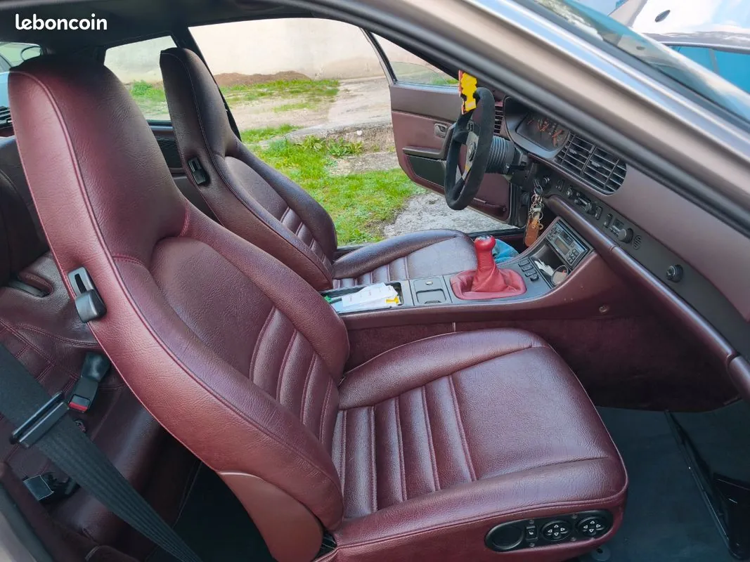 Porsche 944 1988 photo 3