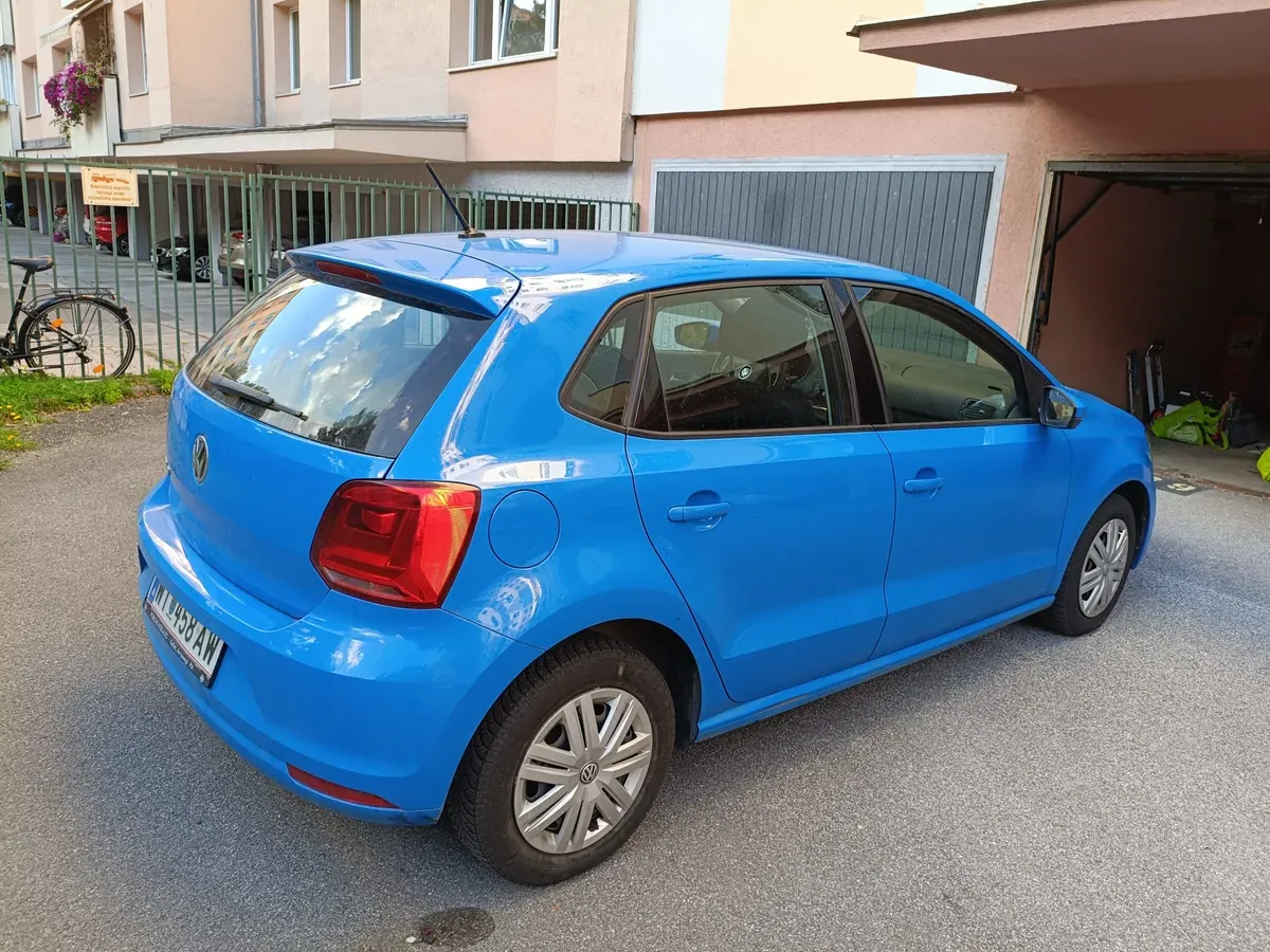 Volkswagen Polo 2014 photo 2