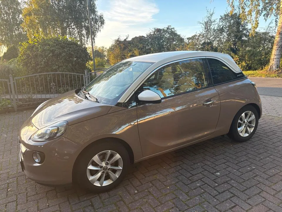 Opel Adam