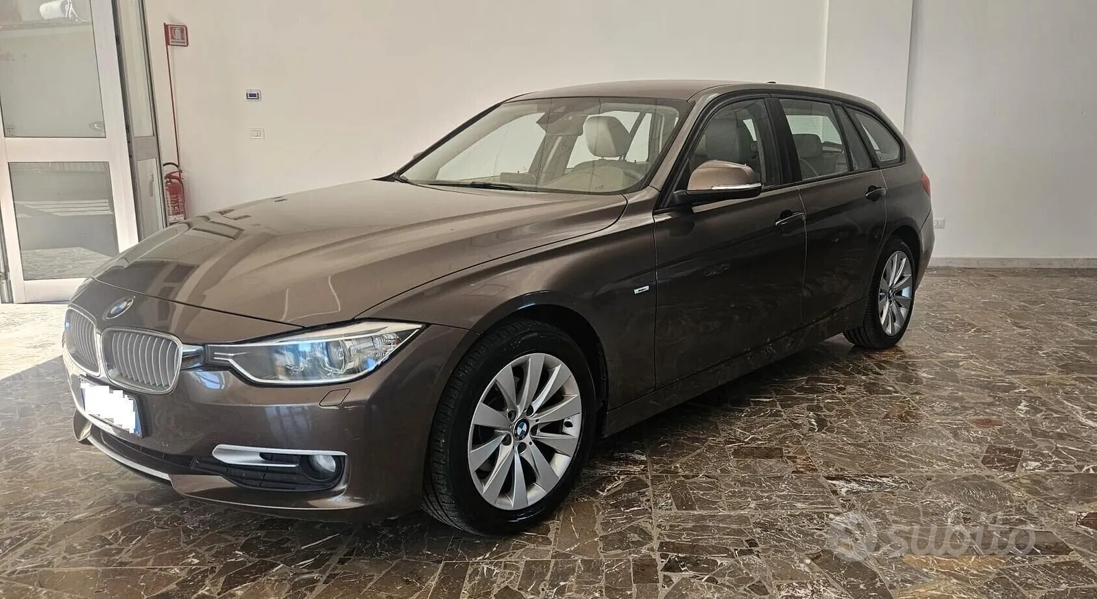 BMW 318 2014 photo 3