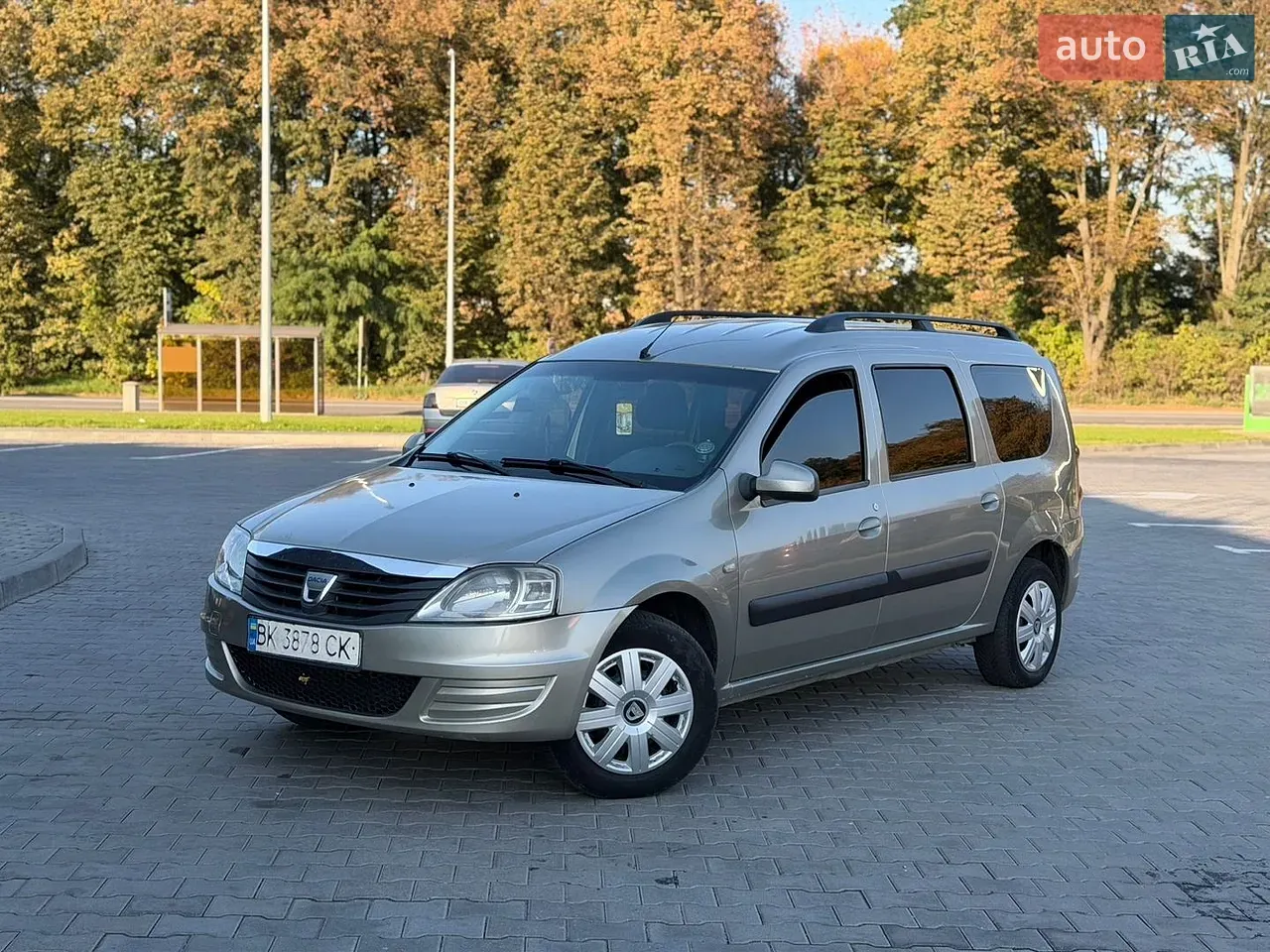 Dacia Logan 2010 photo 4