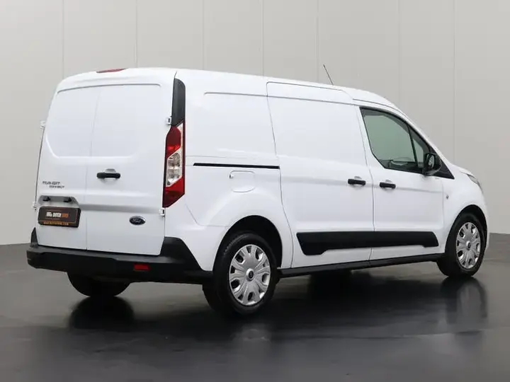 Ford Transit Connect 2024 photo 2