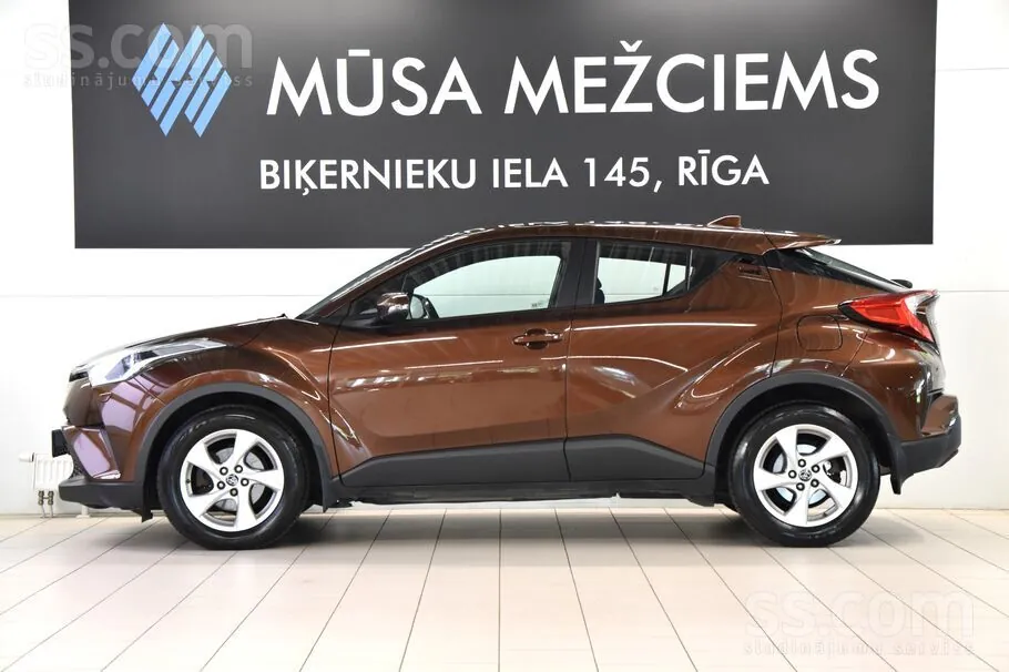 Toyota C-Hr 2017 photo 5