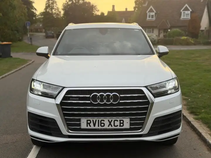 Audi Q7 2016 photo 4