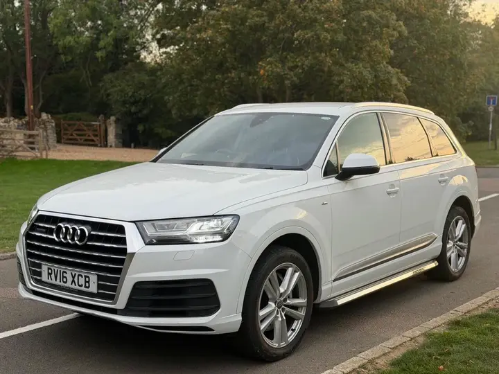 Audi Q7 2016 photo 5