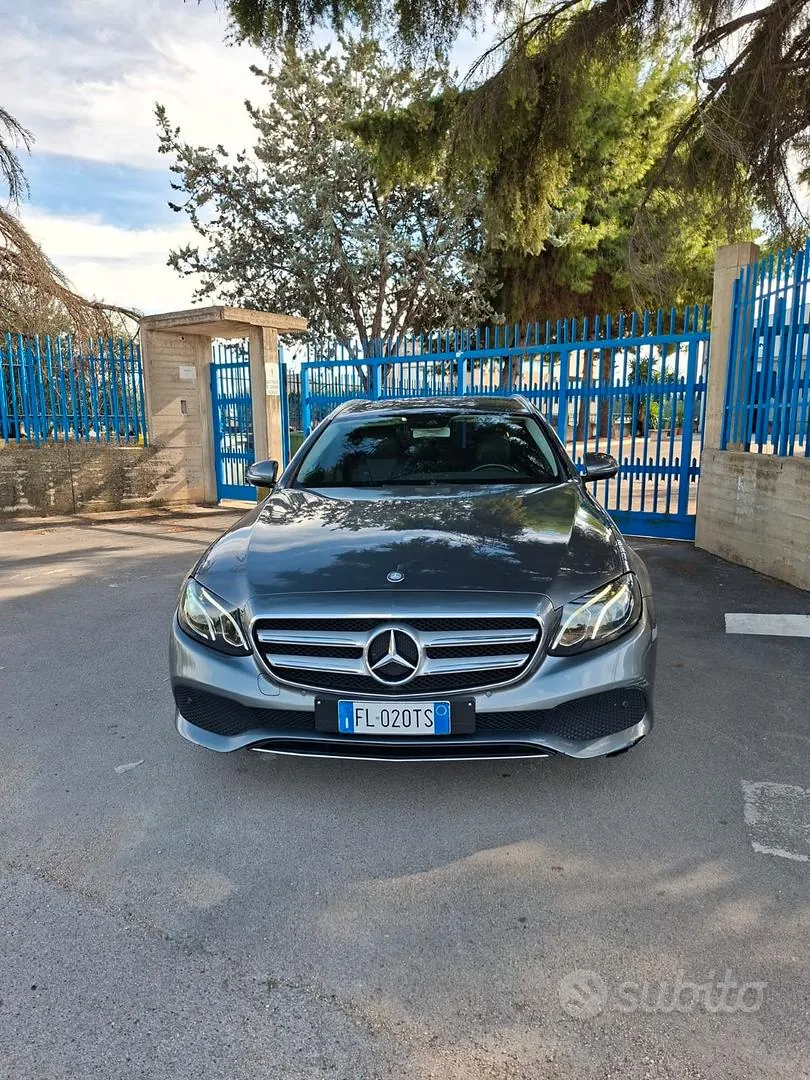 Mercedes-Benz E 220 D