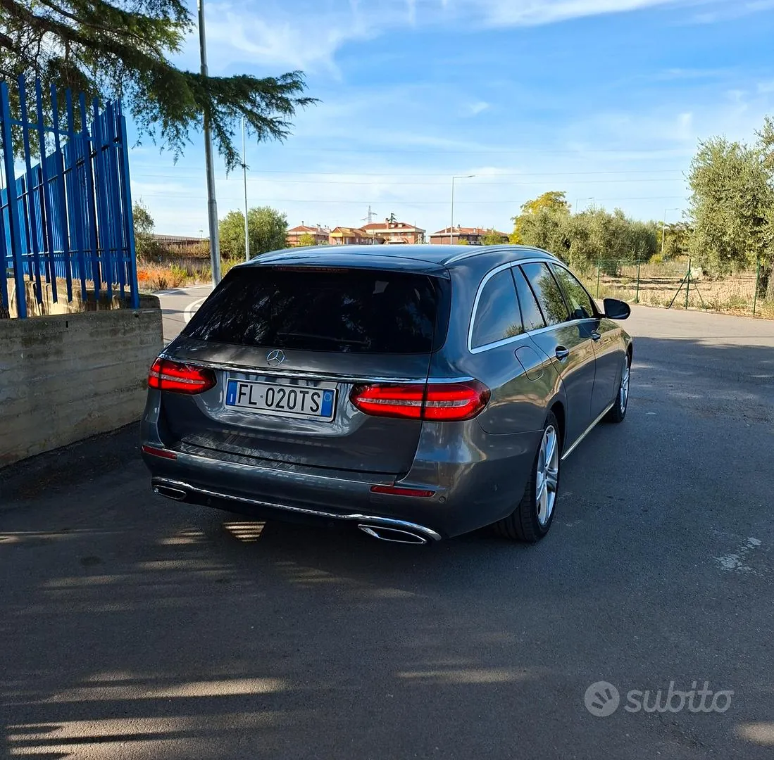Mercedes-Benz E 220 D 2017 photo 3