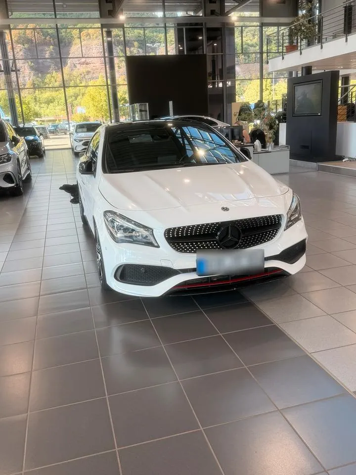 Mercedes-Benz Cla 250+