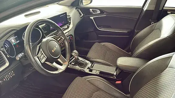 Kia Ceed 2023 photo 3