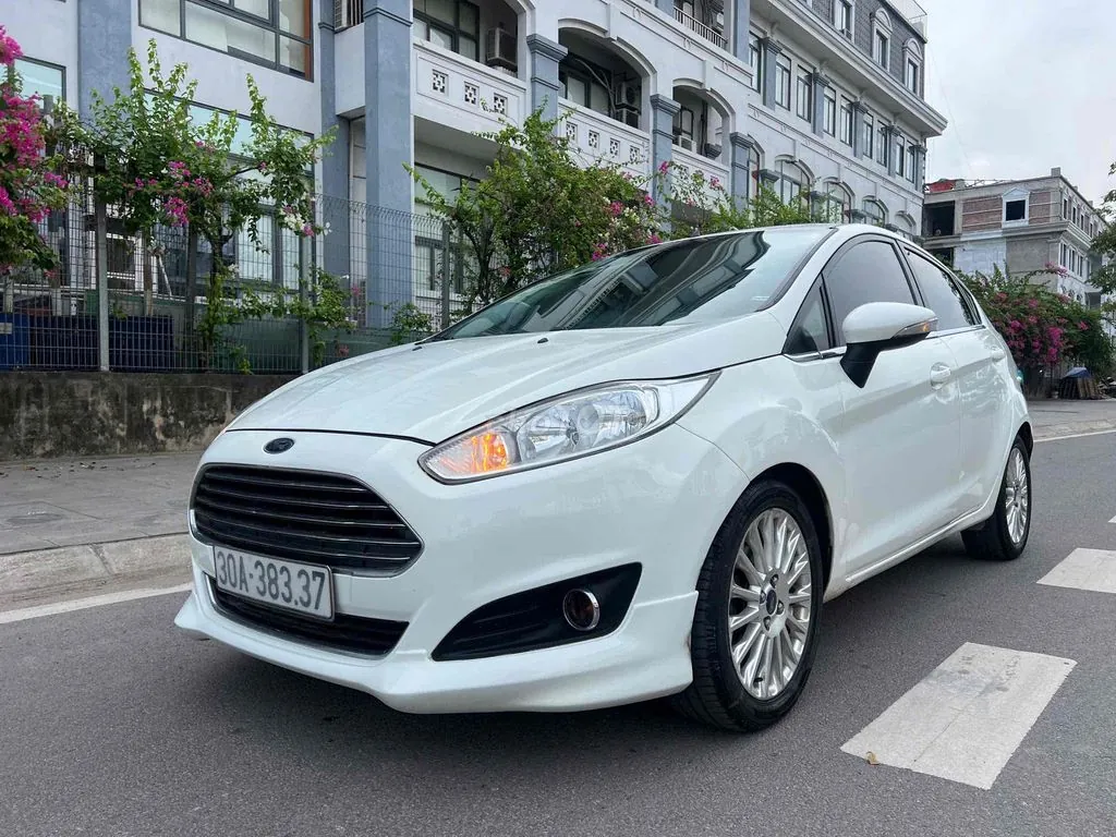 Ford Fiesta 2014 photo 5