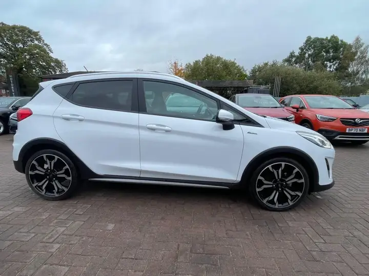 Ford Fiesta 2021 photo 3