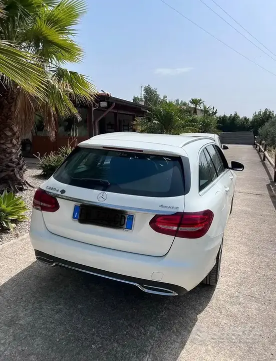 Mercedes-Benz C220 2018 photo 3