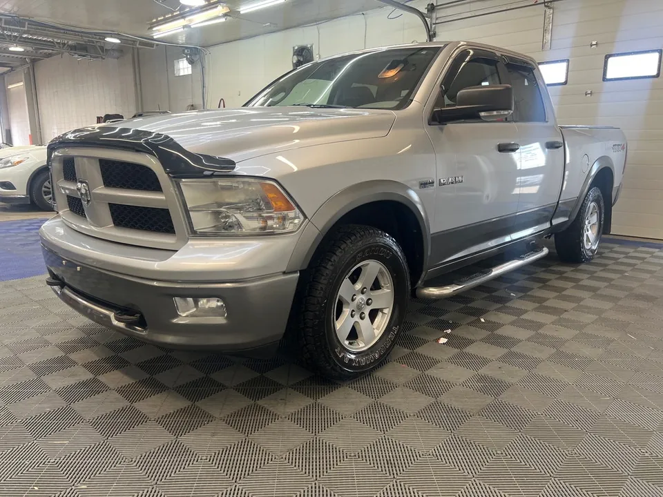 Dodge Ram 1500 2010 photo 2